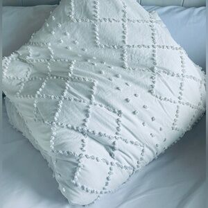 Elegant White Textured Pillow Covers and Comforter
